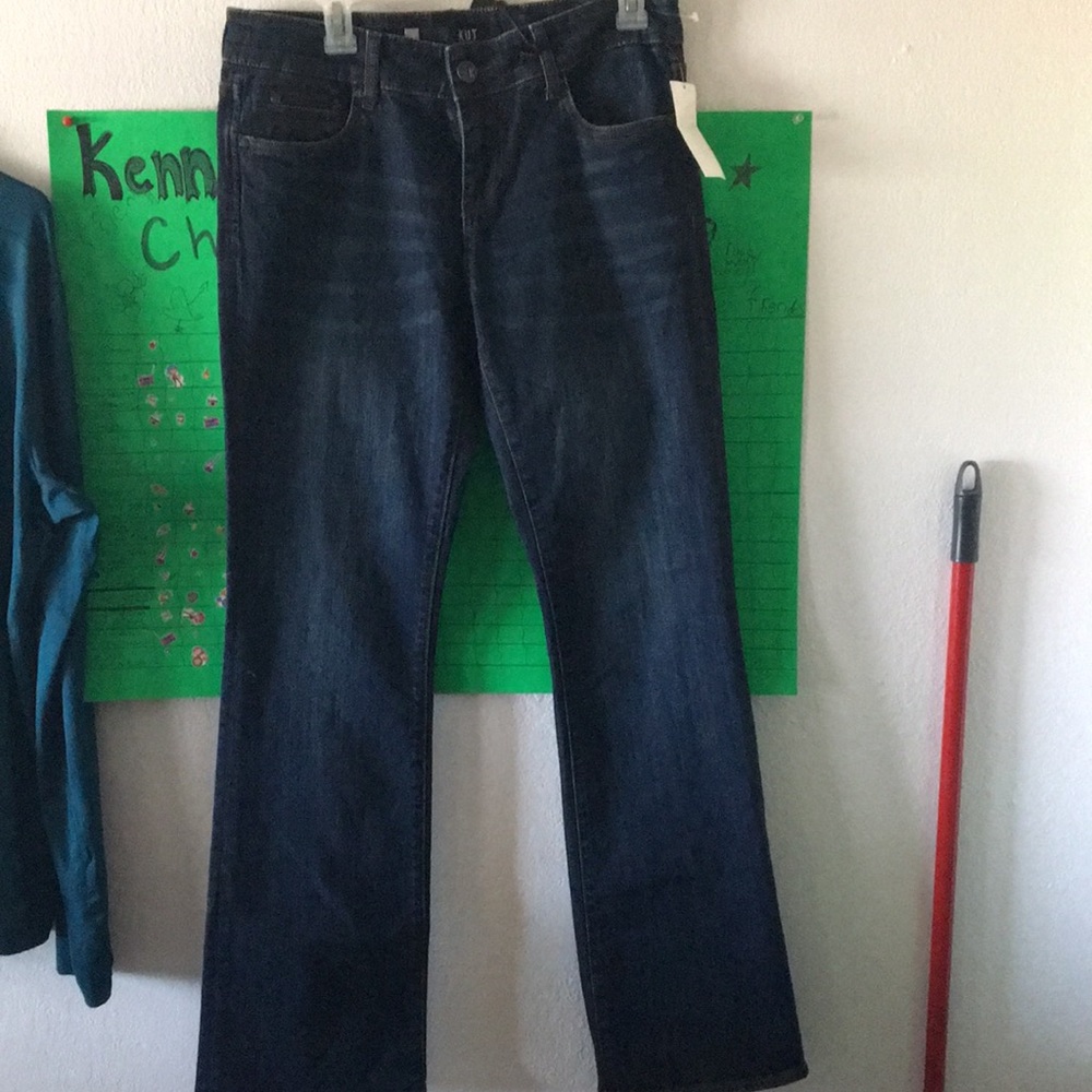 KUT. Natalie boot cut jeans. NWT.
